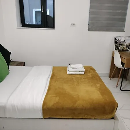 Апартаменти Near The Center Two Bedrooms Floor Minus First *