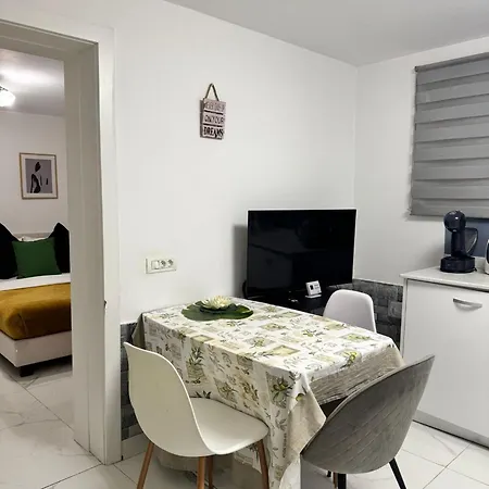 Near The Center Two Bedrooms Floor Minus First Appartement *