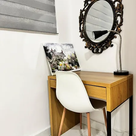 Appartement Near The Center Two Bedrooms Floor Minus First