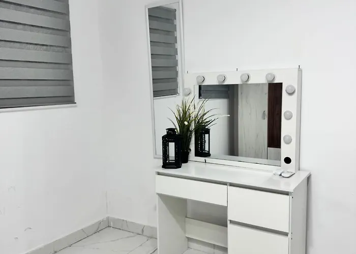 Near The Center Two Bedrooms Floor Minus First *