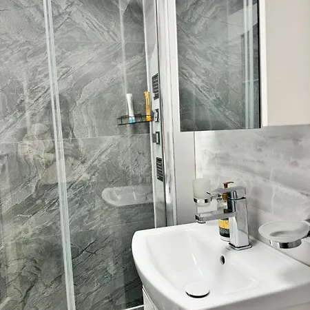 Apartment Near The Center Two Bedrooms Floor Minus First Bucharest